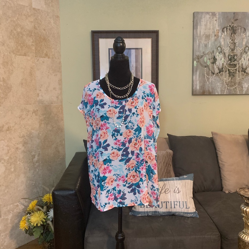 TORRID | Chiffon Floral Bow Top 1X - Picture 4 of 10